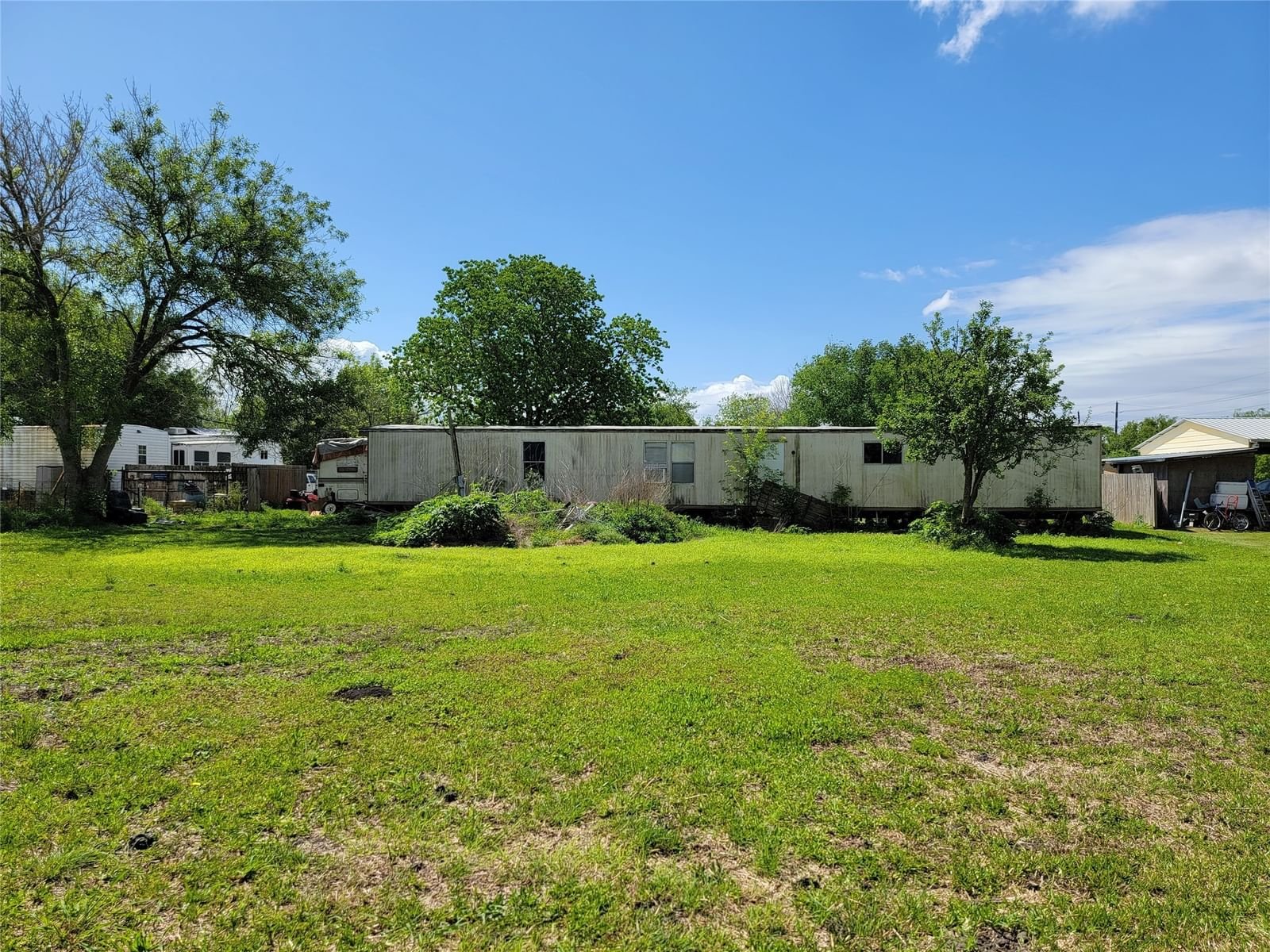 Real estate property located at 2211 Sweet Bay, Chambers, Section 1 West Chambers County Estates, Baytown, TX, US