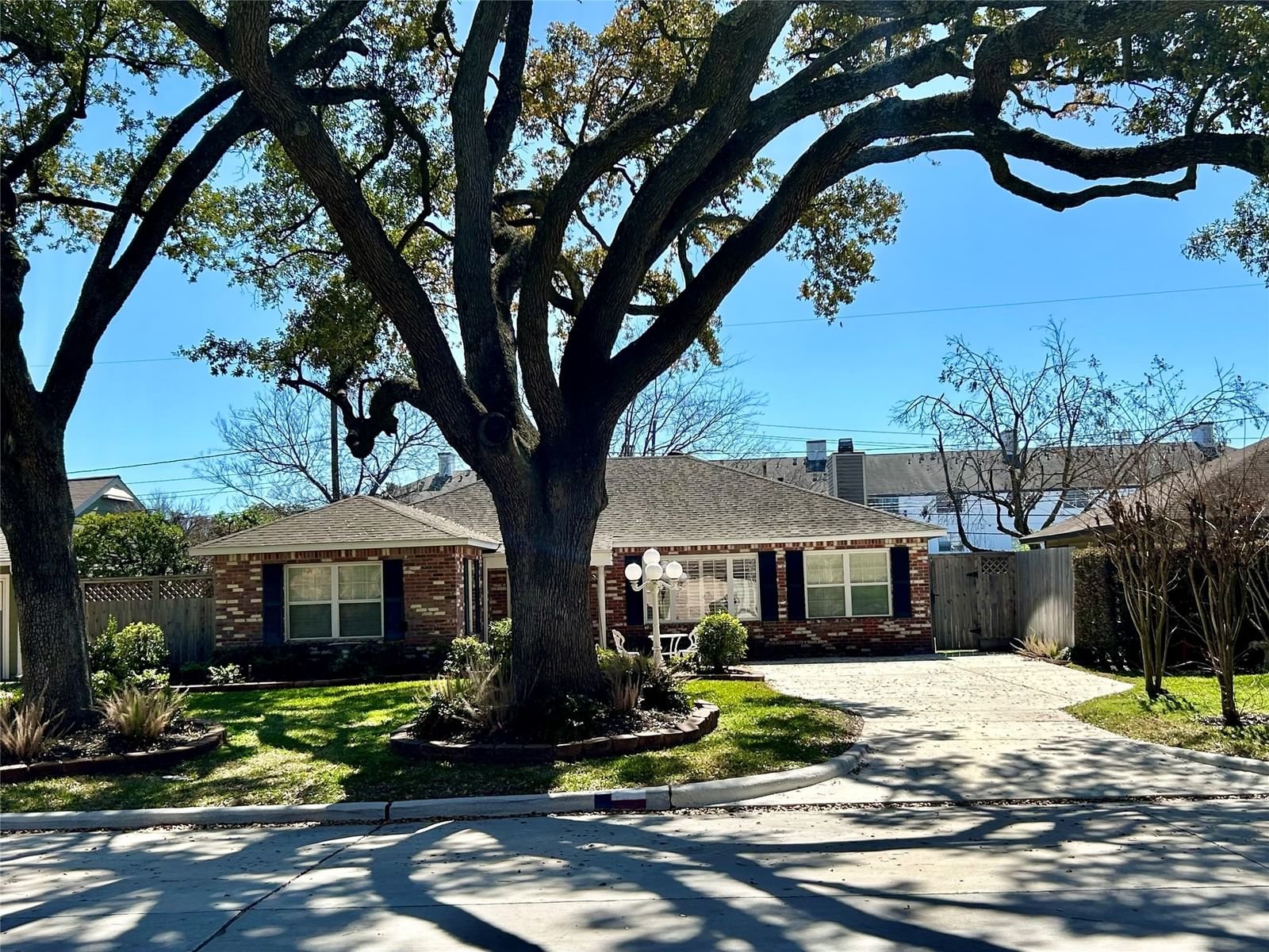 Real estate property located at 4523 Mimosa, Harris, Post Oak Terrace, Bellaire, TX, US