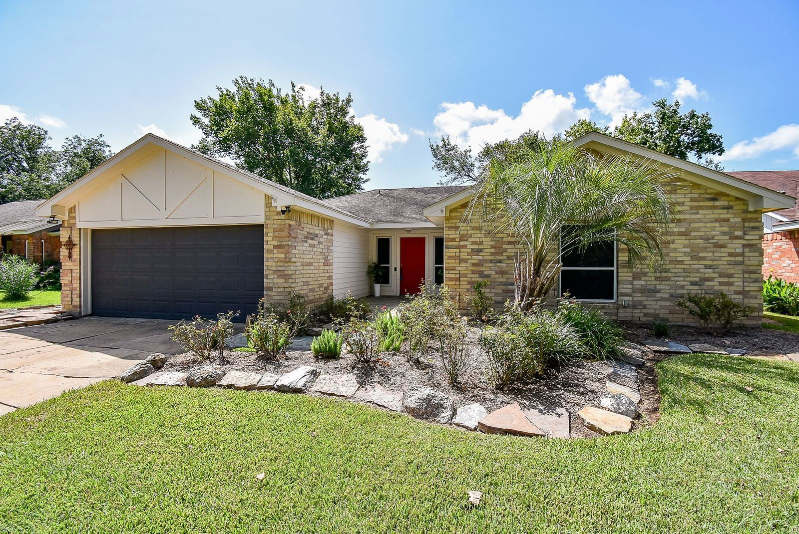 Real estate property located at 730 Old Colony, Fort Bend, The Grove Sec 1, Richmond, TX, US