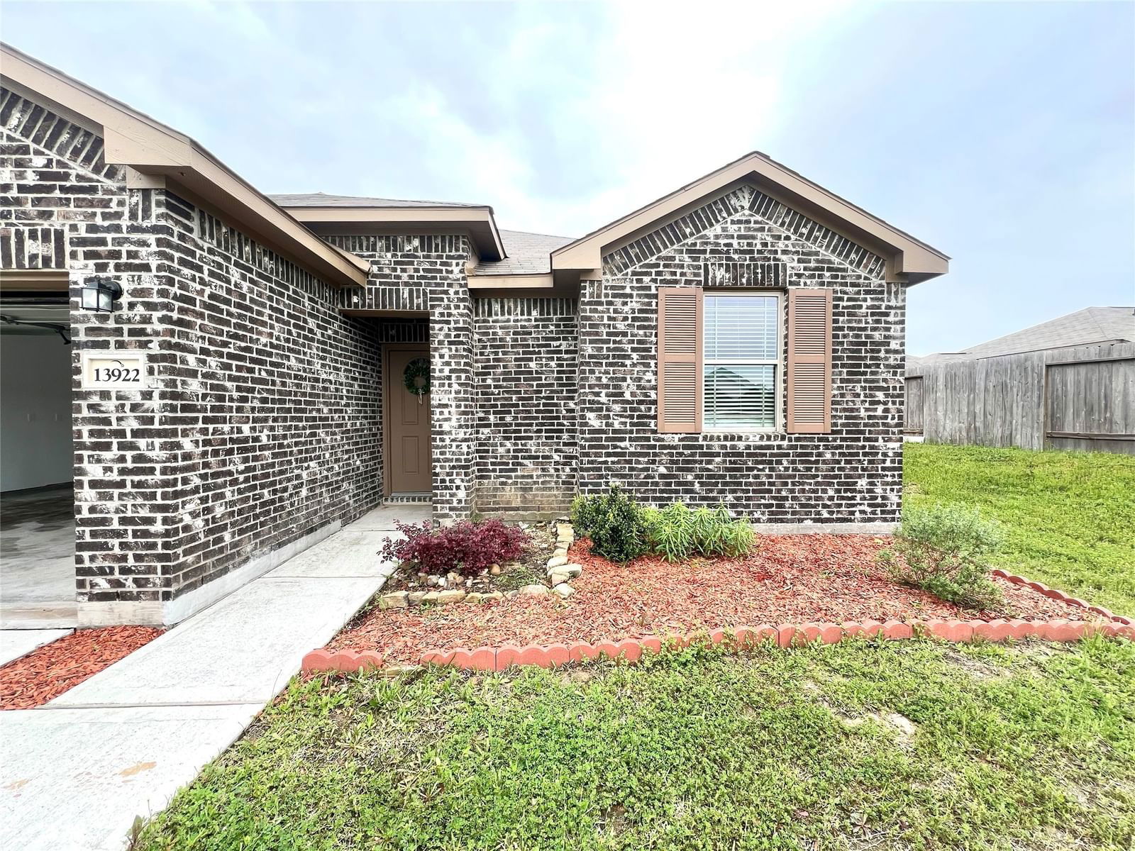 Real estate property located at 13922 Katlin, Montgomery, Waukegan Way 04, Conroe, TX, US