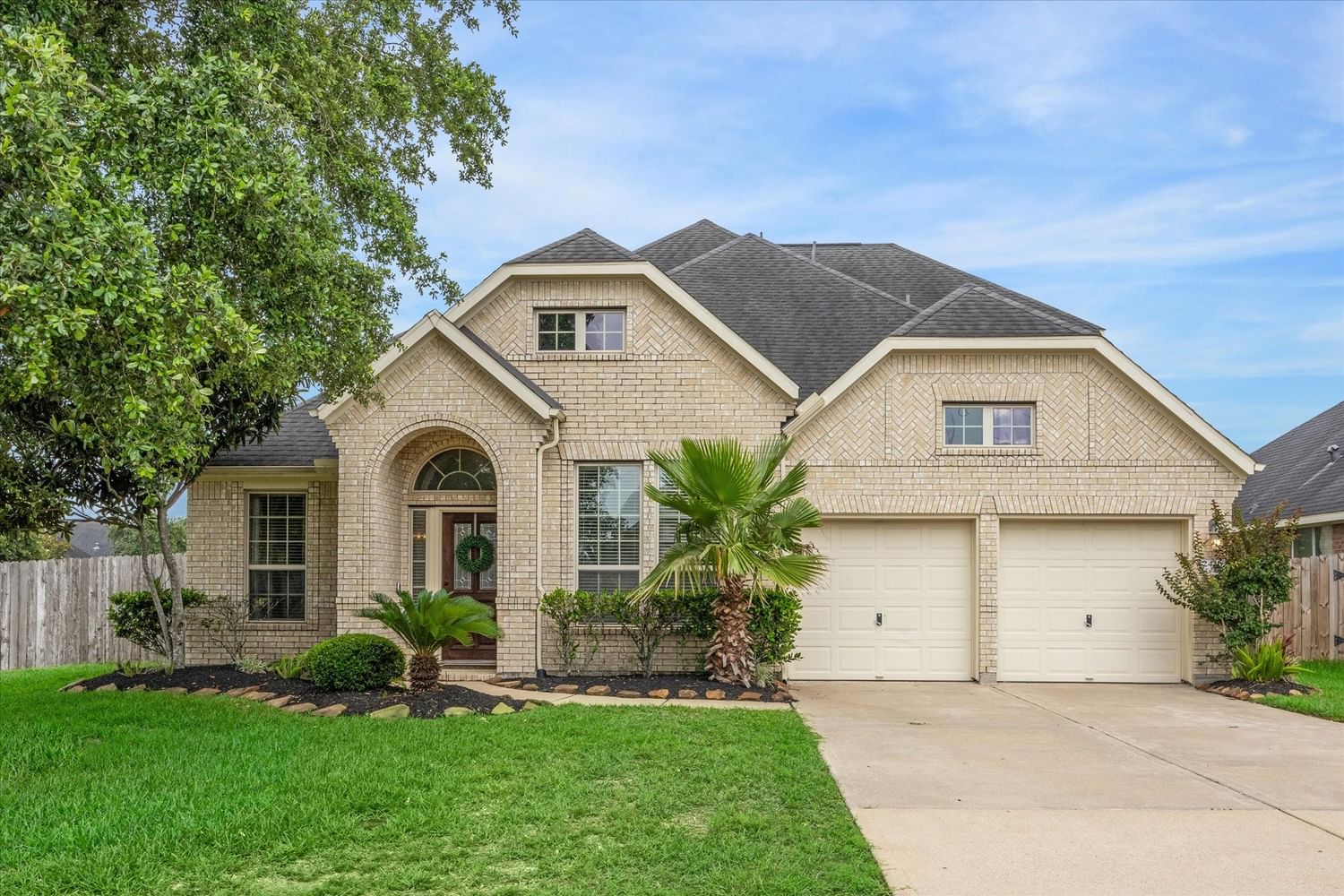 Real estate property located at 2426 Quiet Arbor, Brazoria, Avalon Terrace Sec 3, Pearland, TX, US