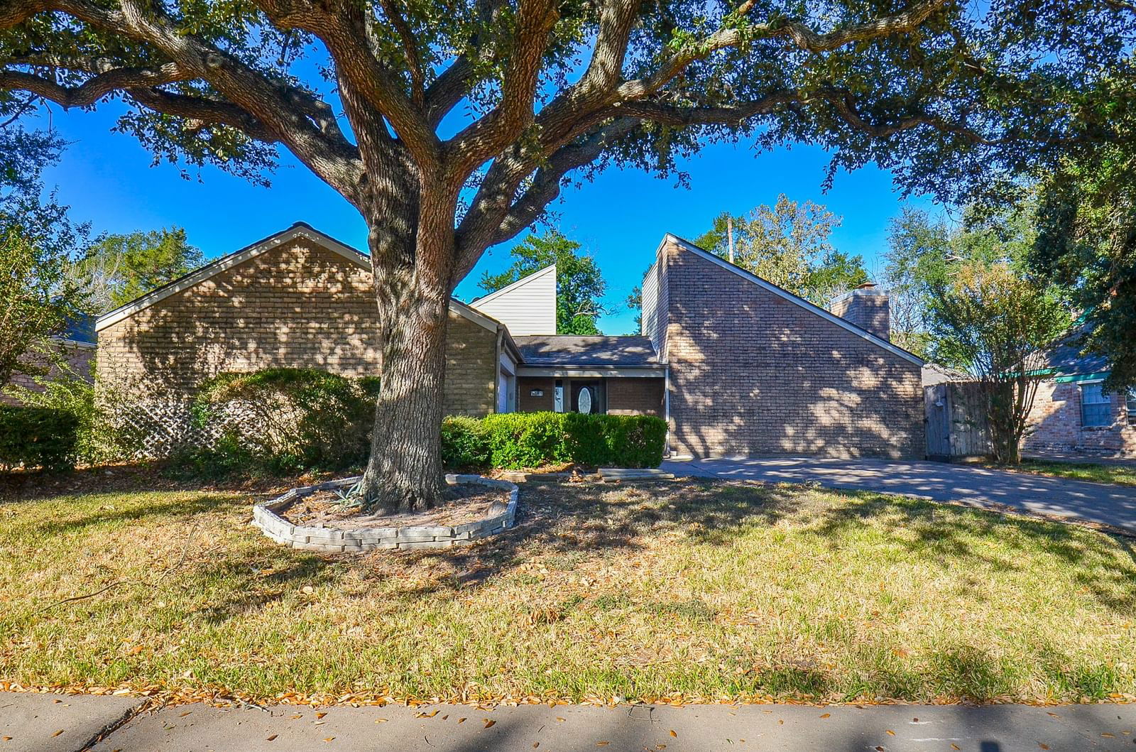 Real estate property located at 6502 Winkleman, Harris, Mission Bend Sec 03, Houston, TX, US