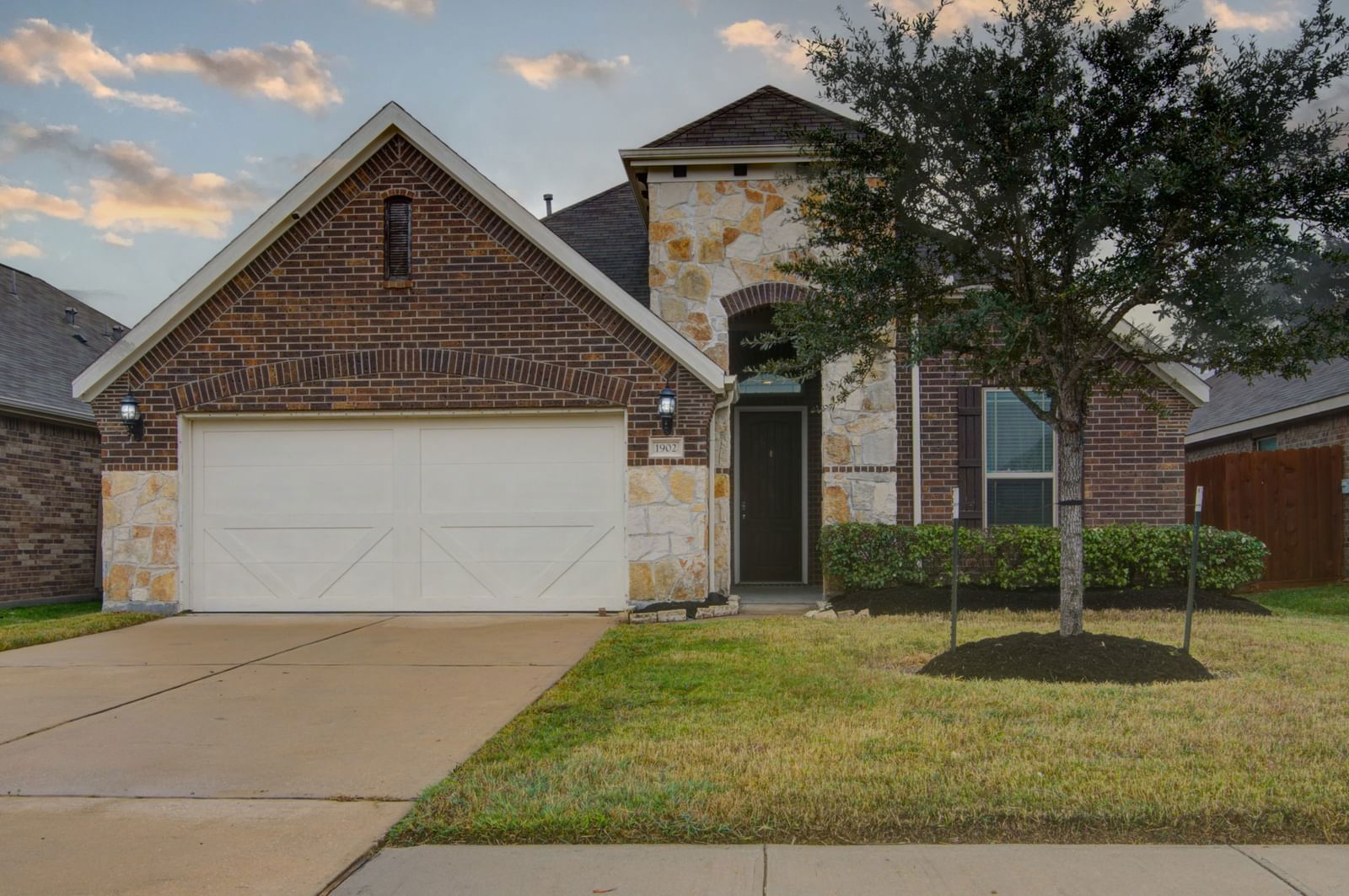 Real estate property located at 1902 Dylan, Harris, Enclave At East Meadow, Deer Park, TX, US