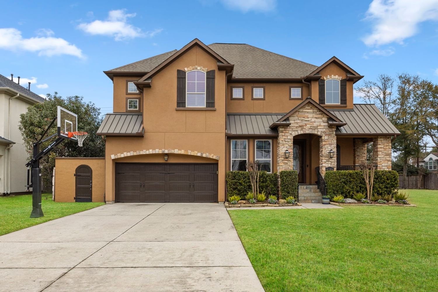 Real estate property located at 4604 Maple, Harris, Bellaire, Bellaire, TX, US