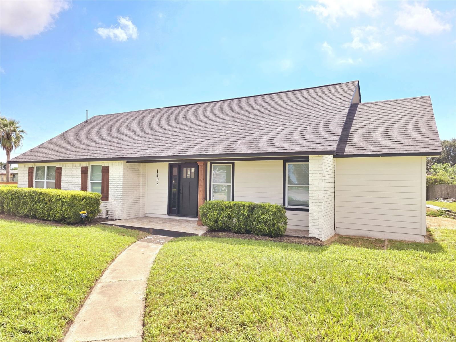 Real estate property located at 1402 Bayou Shore, Galveston, shoreview, Galveston, TX, US