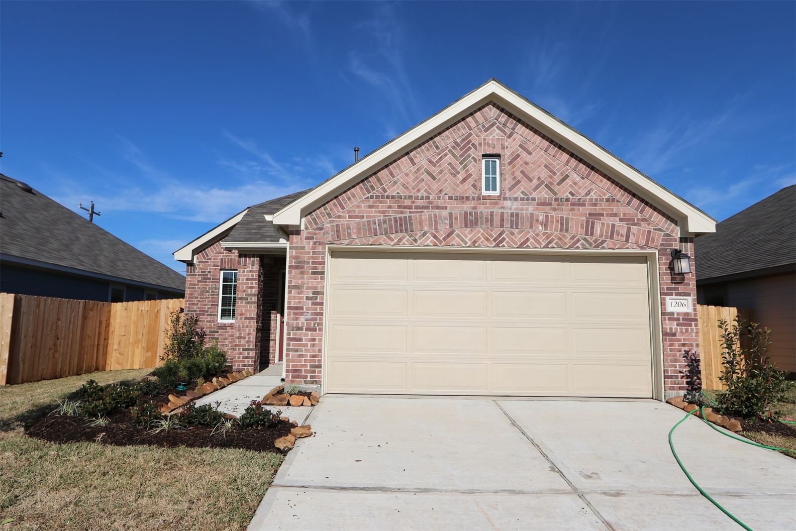 Real estate property located at 1206 Filly Creek, Brazoria, Mustang Crossing, Alvin, TX, US