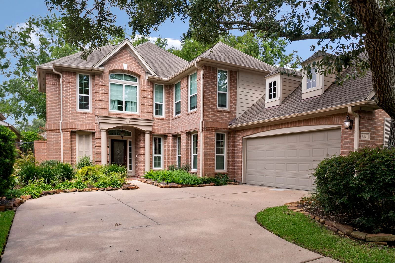 Real estate property located at 1310 Mission Chase, Harris, Parkway Villages, Houston, TX, US