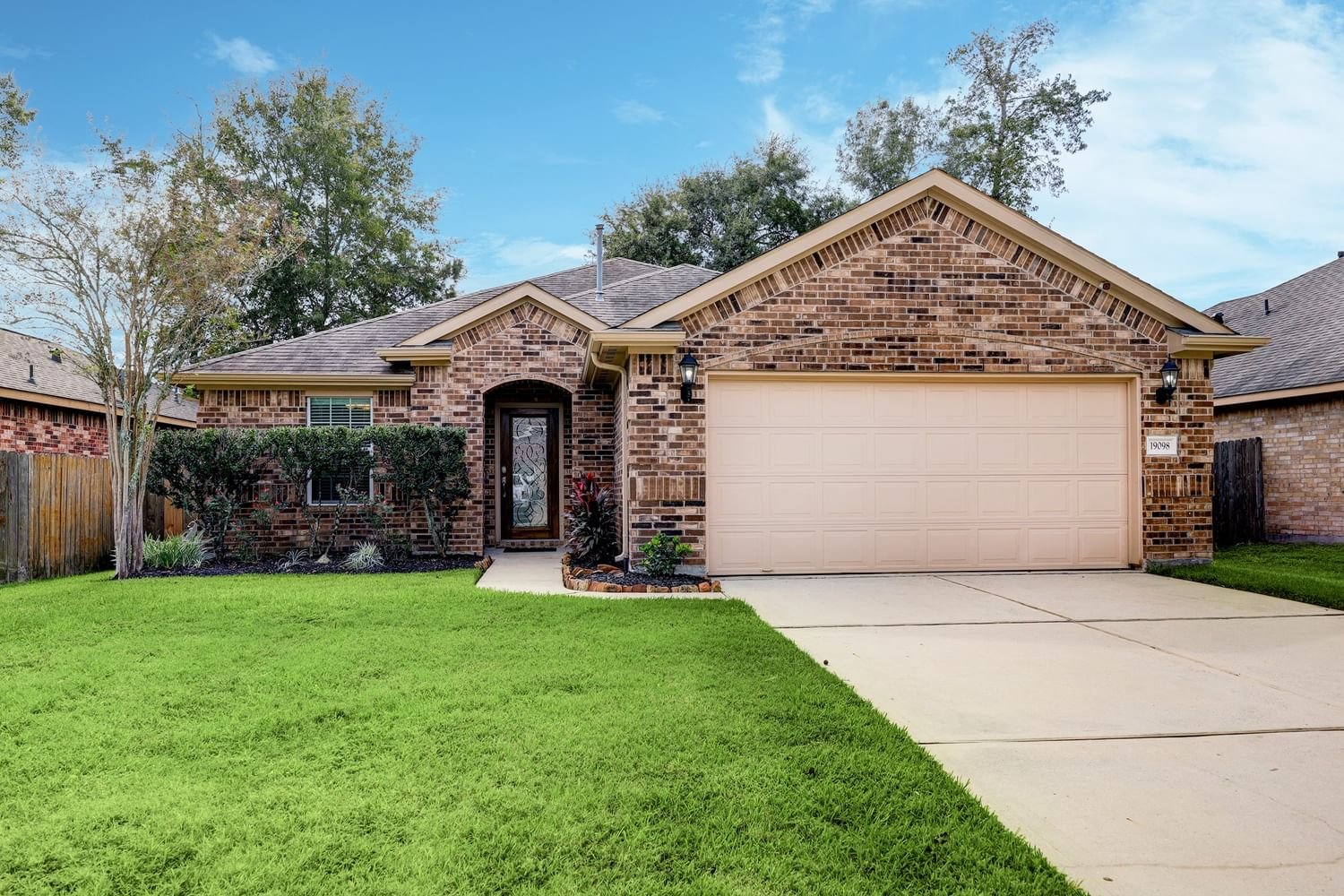 Real estate property located at 19098 Painted, Montgomery, Cumberland Crossing, Porter, TX, US