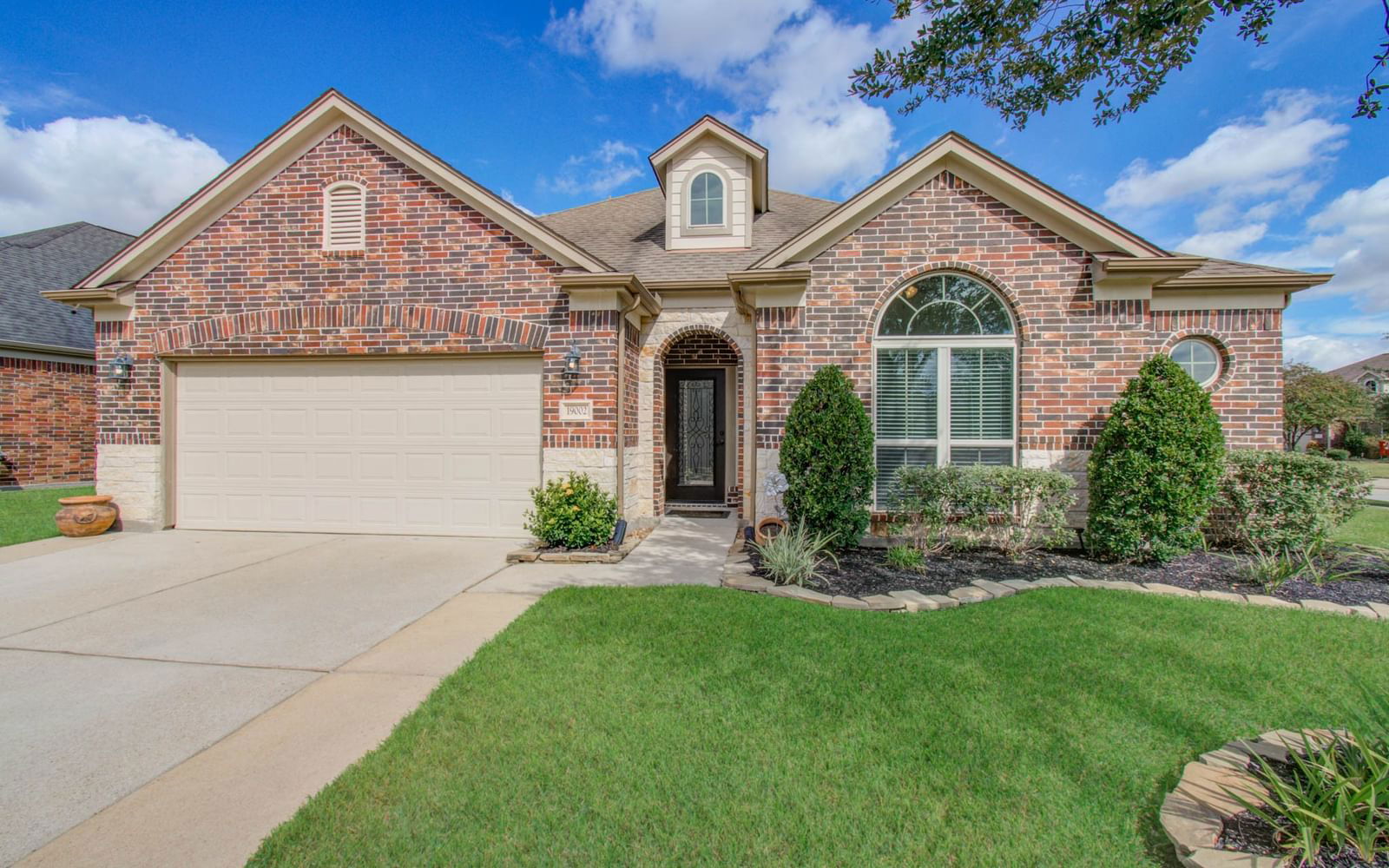 Real estate property located at 19002 Sweet Springs, Harris, Villages/Cypress Lakes Sec 27, Cypress, TX, US