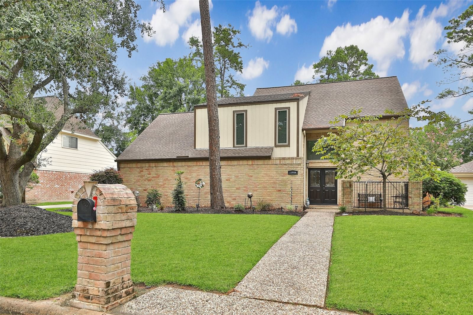 Real estate property located at 11934 Fawnview, Harris, Lakewood Forest, Houston, TX, US