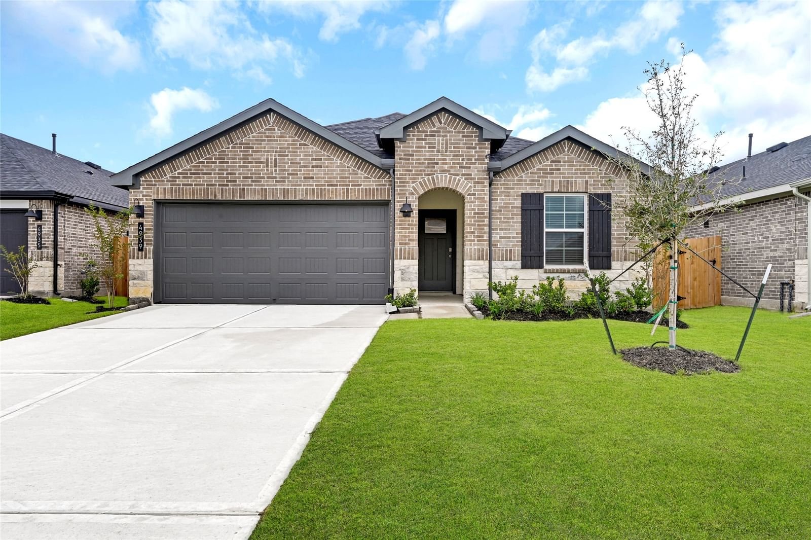 Real estate property located at 1215 Lucciola Lane, Fort Bend, Sorrento, Richmond, TX, US