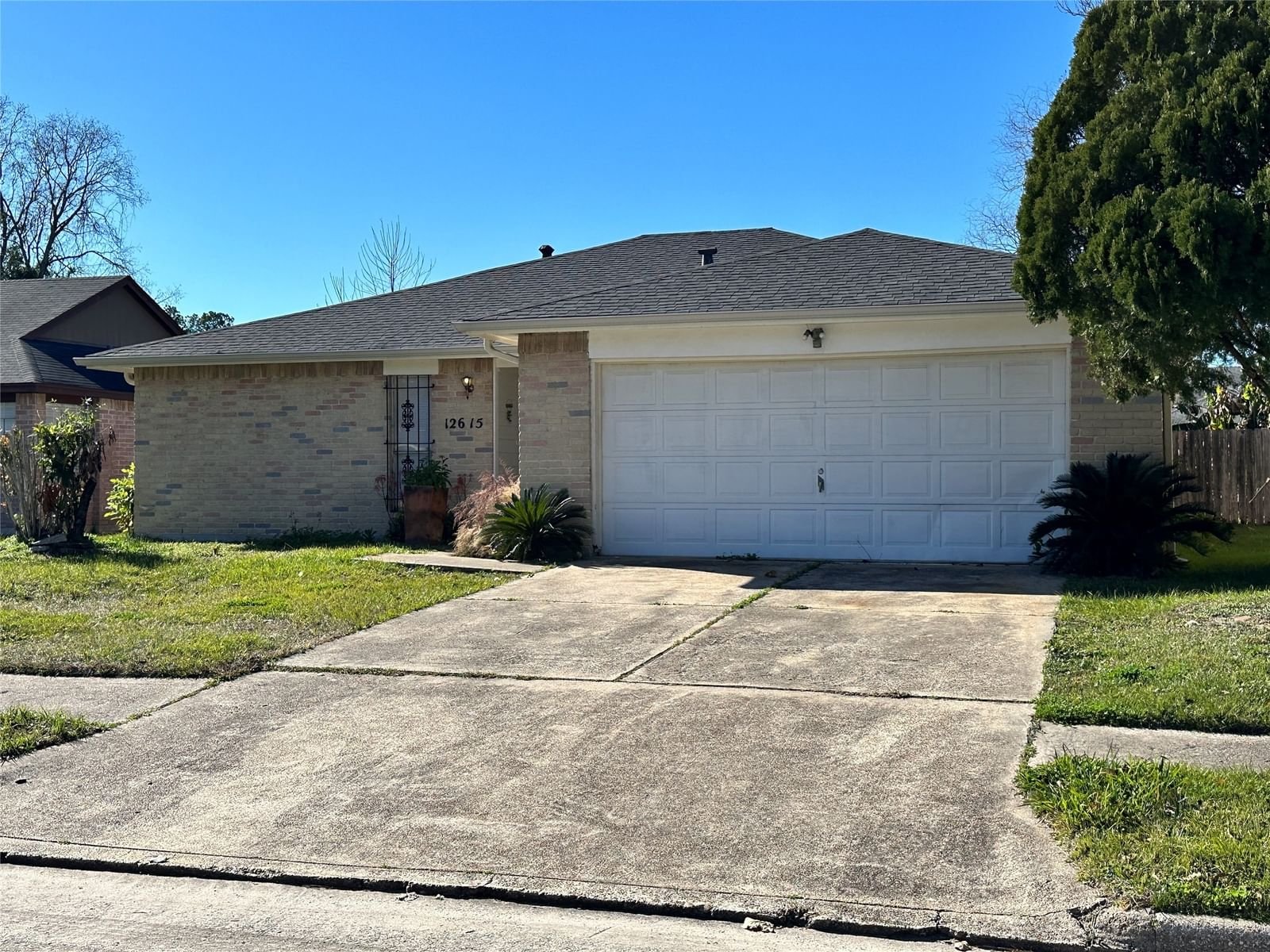Real estate property located at 12615 Brenhaven, Harris, Forestwood Sec 01, Houston, TX, US