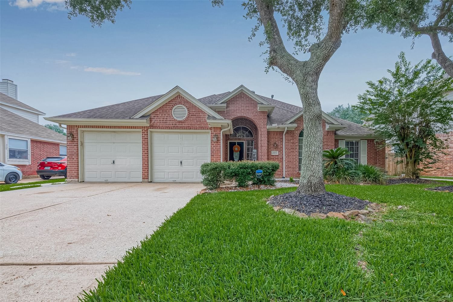 Real estate property located at 3805 Sunrise, Brazoria, Sunset Lakes Sec 3, Pearland, TX, US