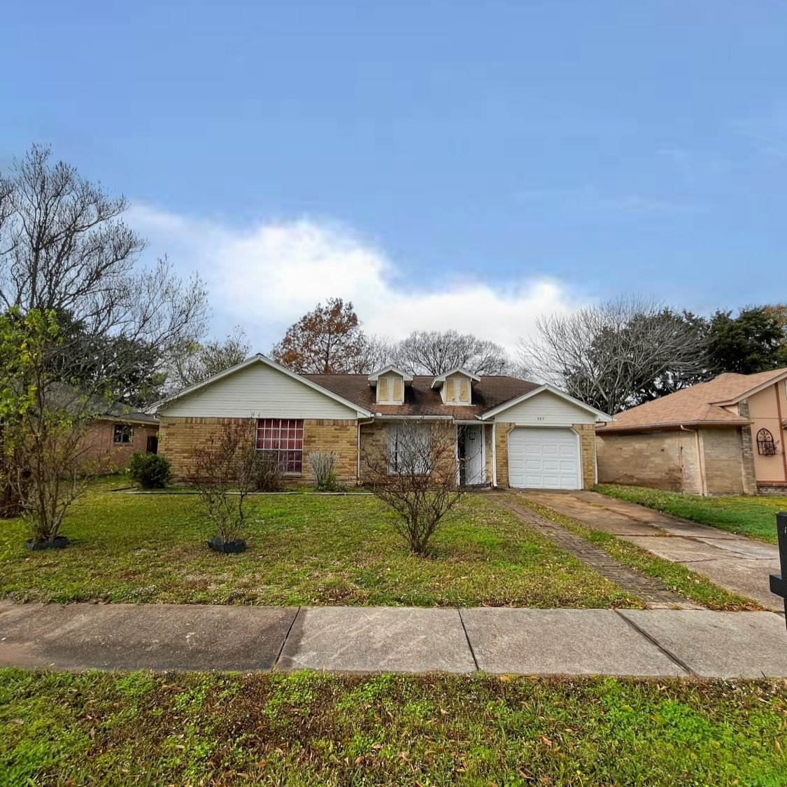 Real estate property located at 8415 Lazy Brook, Harris, College View Estates, La Porte, TX, US