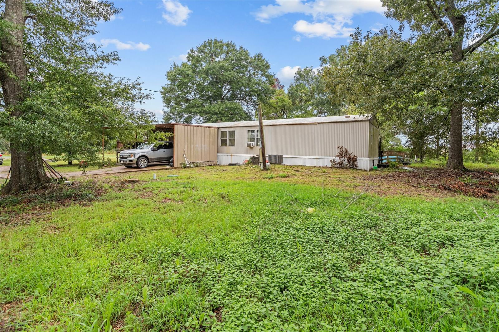 Real estate property located at 142 Cotton Thompson, Angelina, Etrr Survby Abs #240, Lufkin, TX, US