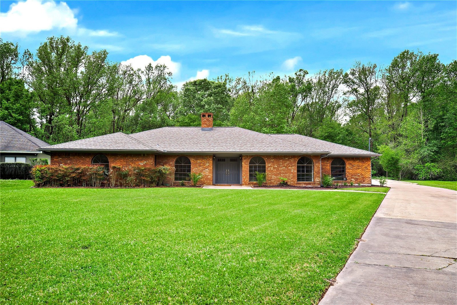 Real estate property located at 101 Happy Hollow, Jefferson, Beaumont, TX, US