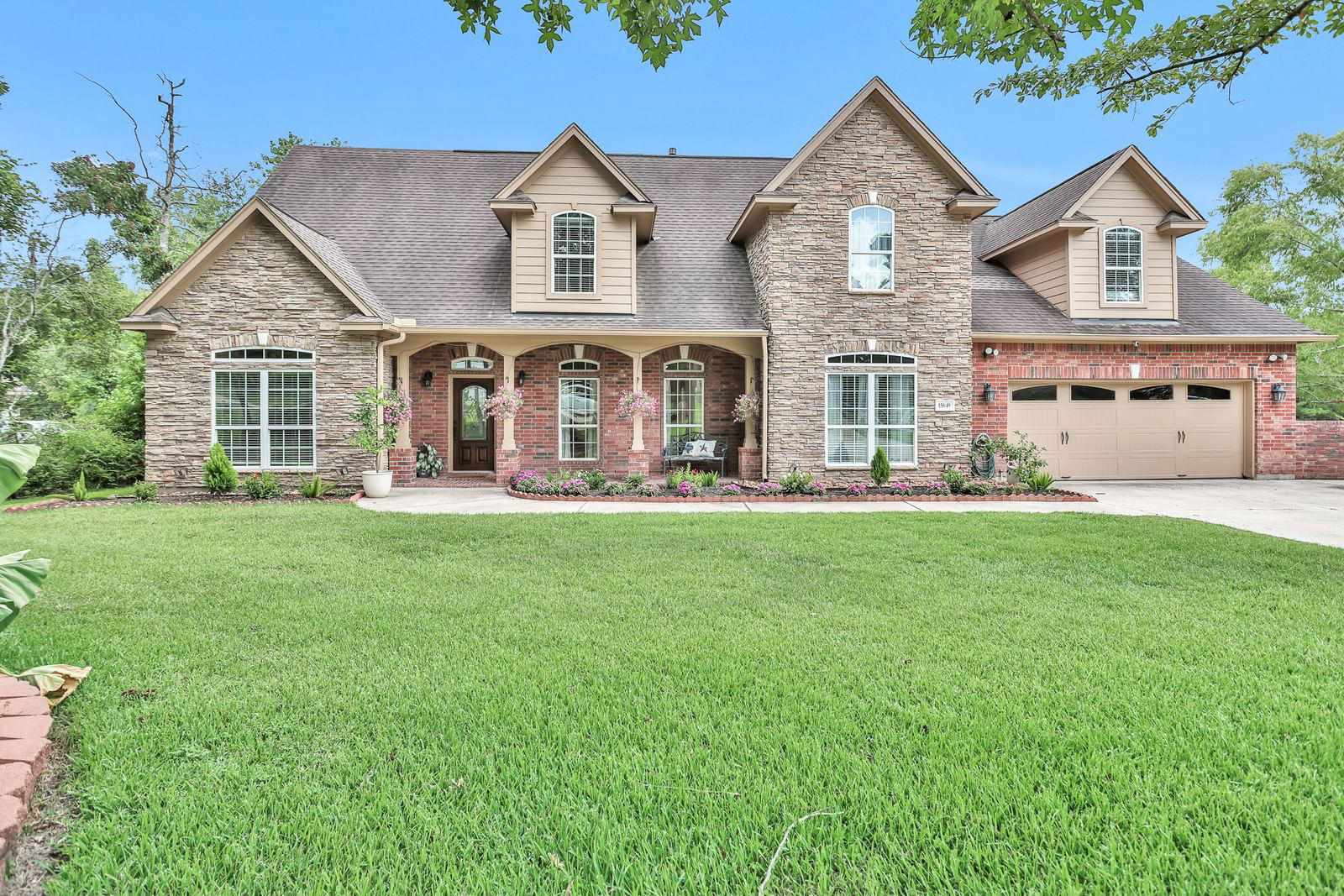 Real estate property located at 15649 Queen Victoria, Montgomery, Crown Oaks 04, Montgomery, TX, US