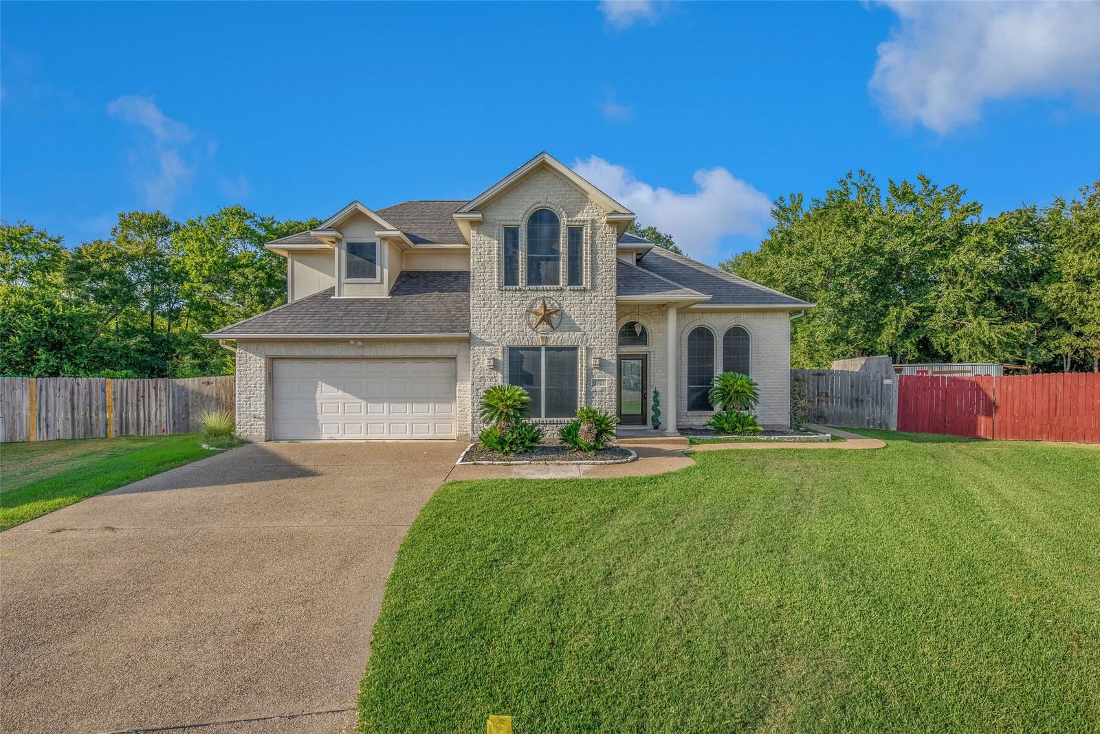 Real estate property located at 3701 Bridle Trails, Brazos, Bridle Gate Estates Ph 1, College Station, TX, US