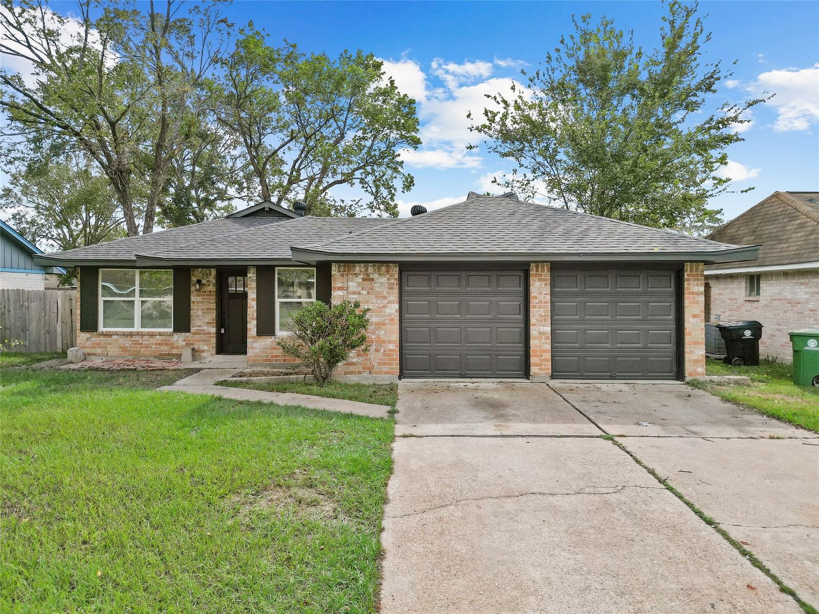 Real estate property located at 6339 Oaknut, Harris, Chateau Forest Sec 02, Houston, TX, US