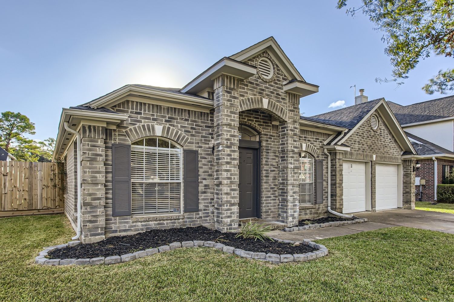 Real estate property located at 1206 Woodchase, Brazoria, Sunset Meadows, Pearland, TX, US