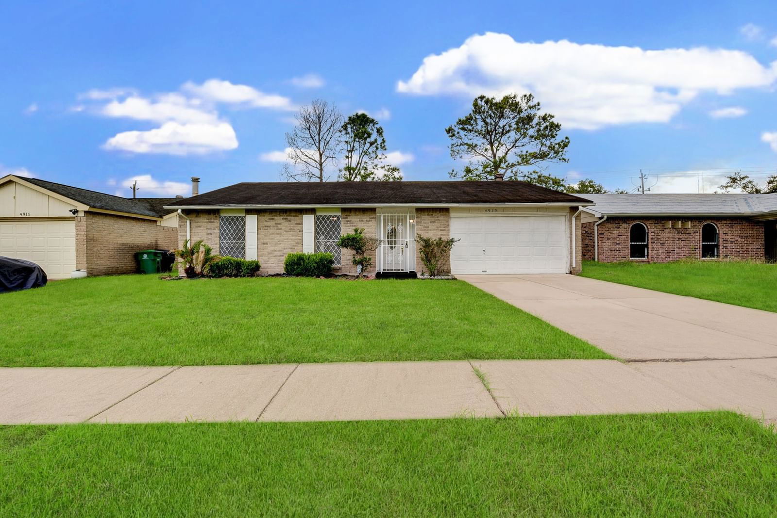 Real estate property located at 4919 Prairie Ridge, Fort Bend, Ridgemont Sec 3, Houston, TX, US