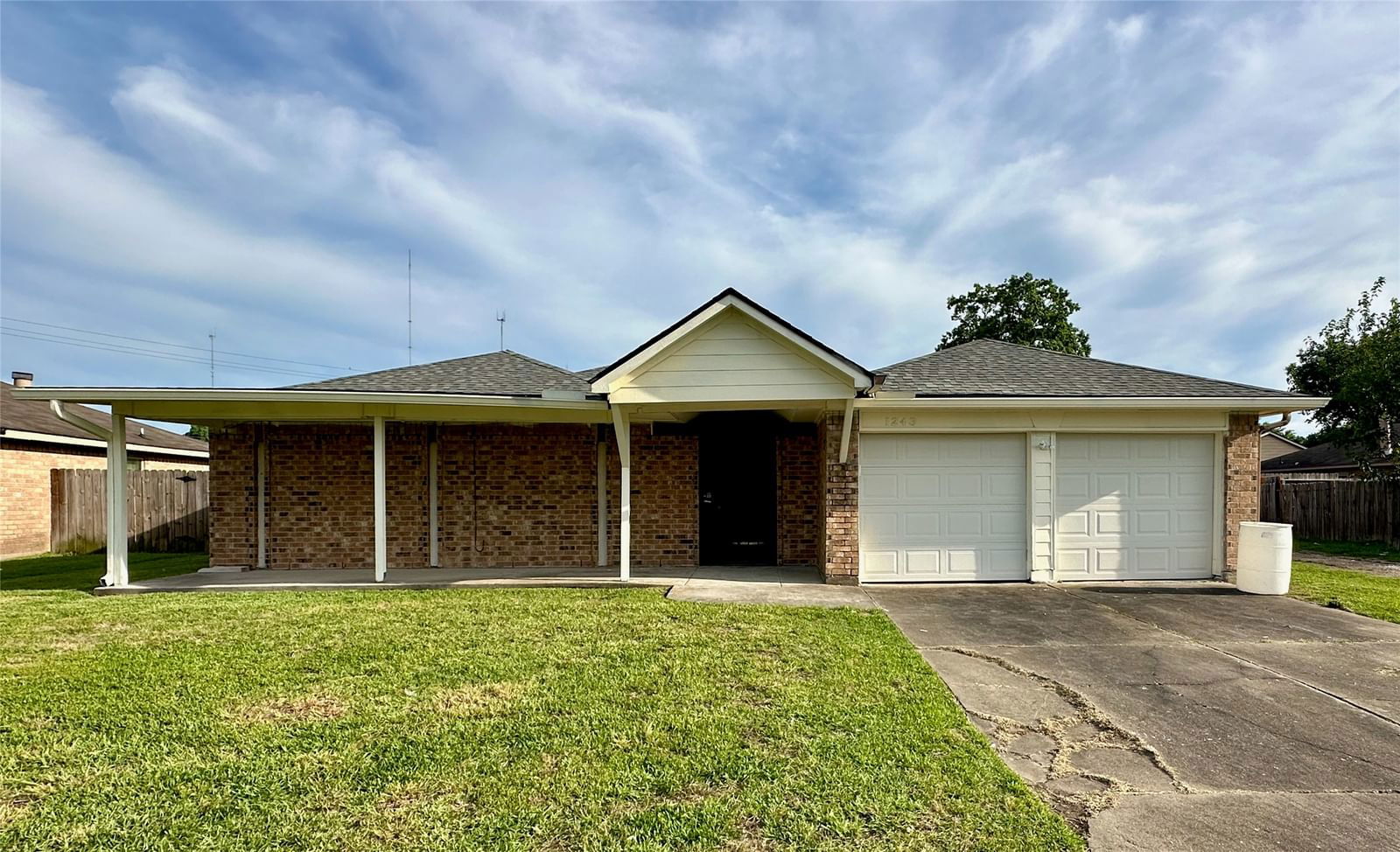 Real estate property located at 1243 River Rock, Fort Bend, Hunters Glen Sec 3, Missouri City, TX, US