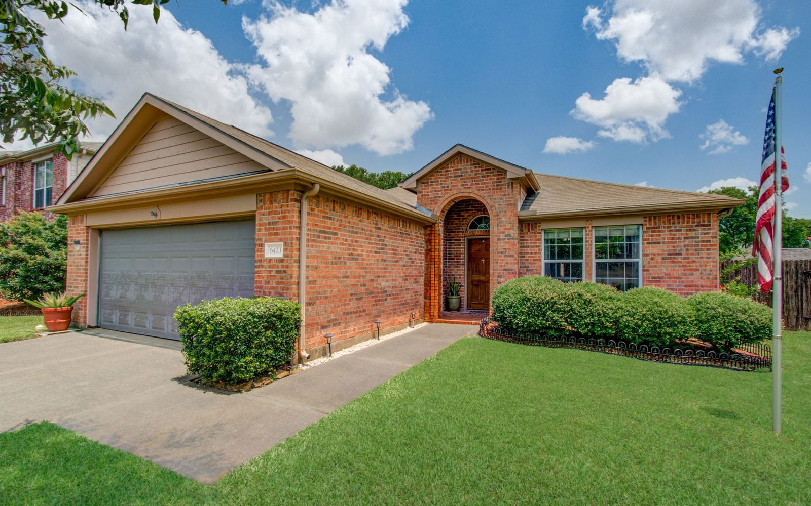 Real estate property located at 6423 Shore, Fort Bend, Brazos Gardens Sec 1, Richmond, TX, US