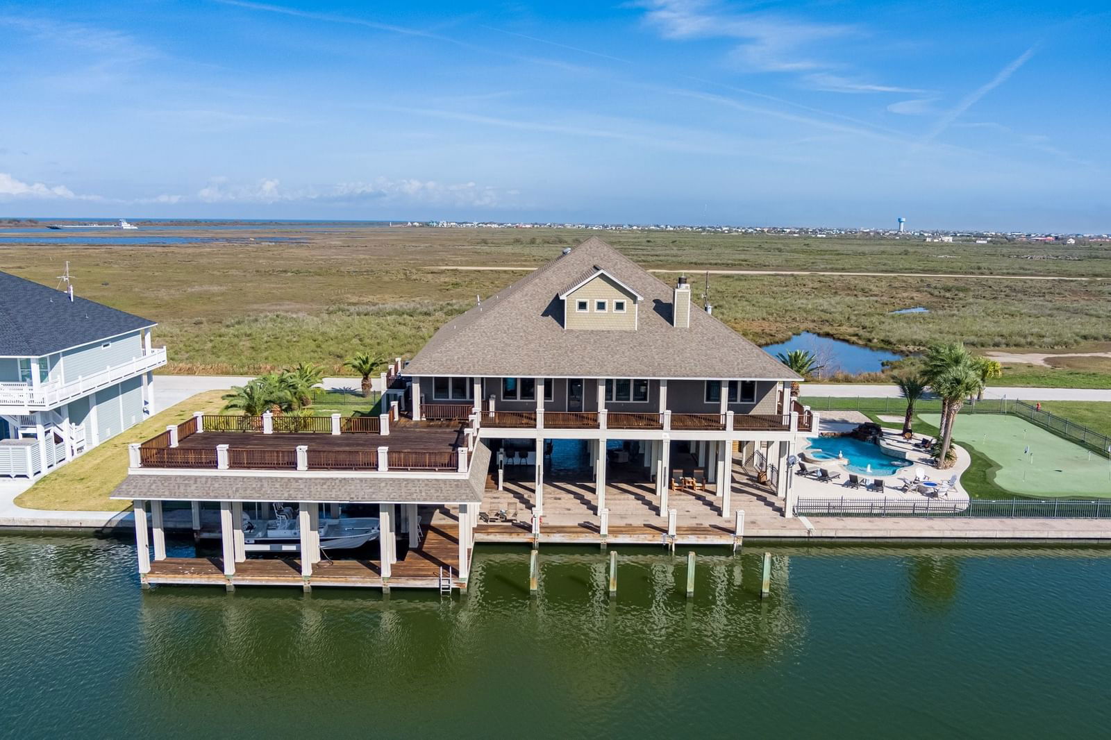 Real estate property located at 1245 Lagoon, Galveston, Waterways Sec 2, Crystal Beach, TX, US