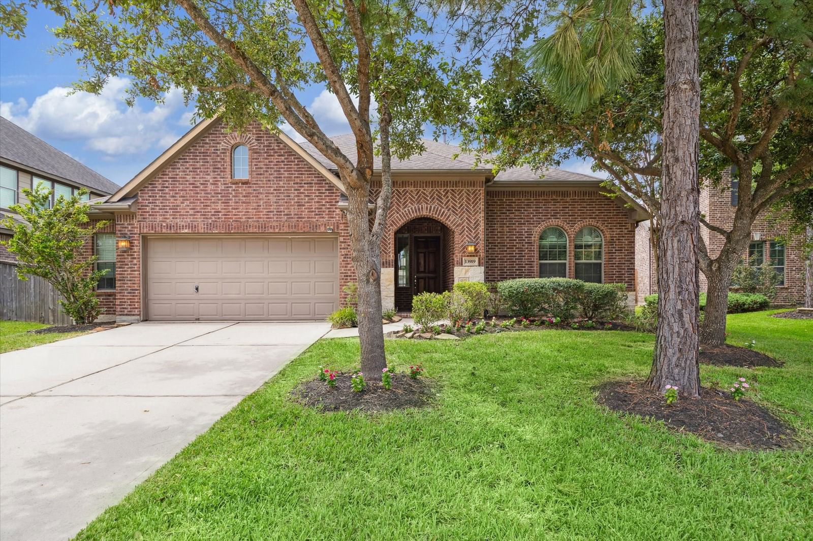 Real estate property located at 13919 Summerfair, Harris, Summerwood, Houston, TX, US