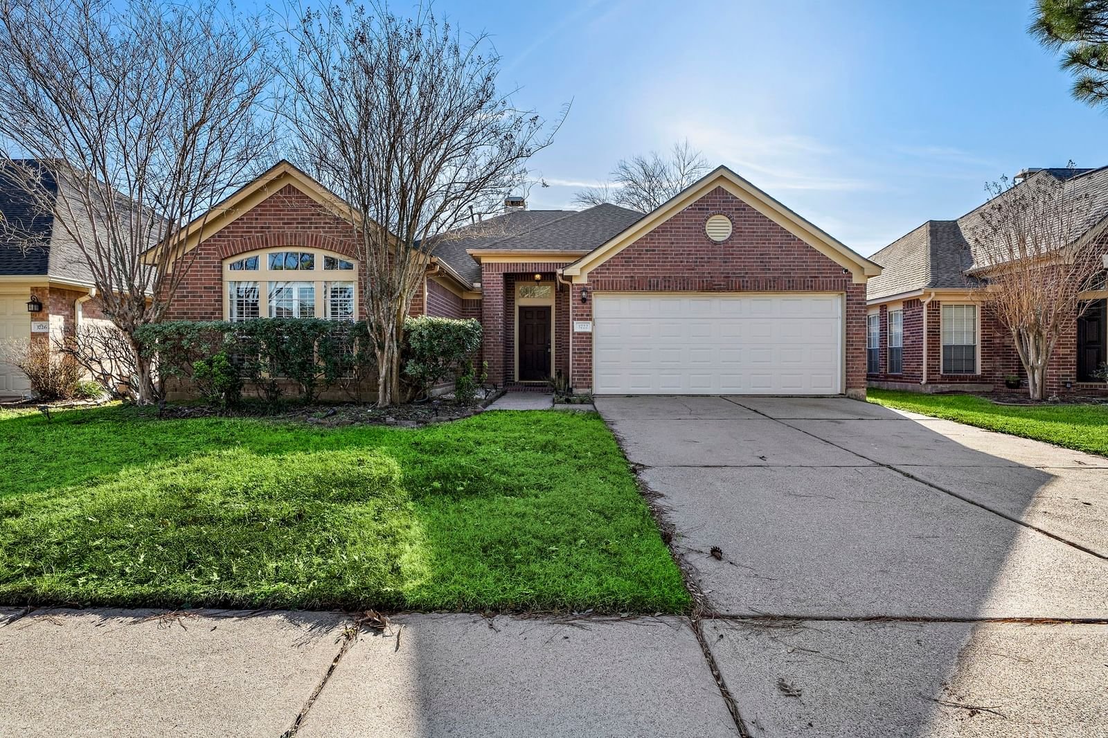 Real estate property located at 3722 Crescent, Brazoria, Sedgefield Sec 1-2-3 At Silver, Pearland, TX, US