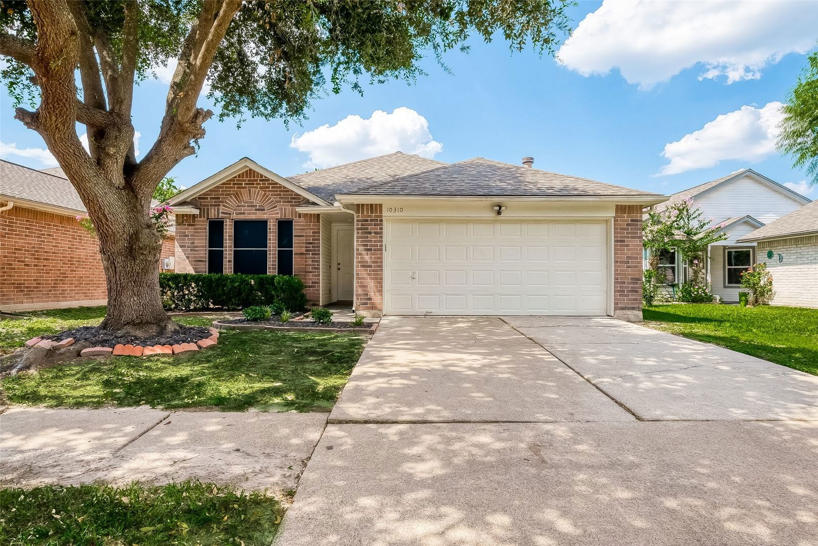 Real estate property located at 10310 Bushy Creek Drive, Harris, Tallow Wood, Houston, TX, US