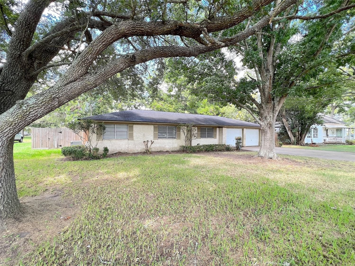 Real estate property located at 1009 Main, Brazoria, S/D Trs A-B-D-E-H, Sweeny, TX, US
