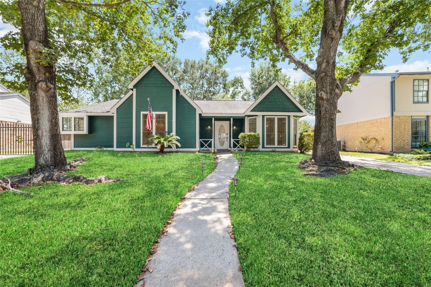 Real estate property located at 15723 Maple Manor, Harris, Copperfield Middlegate Village, Houston, TX, US