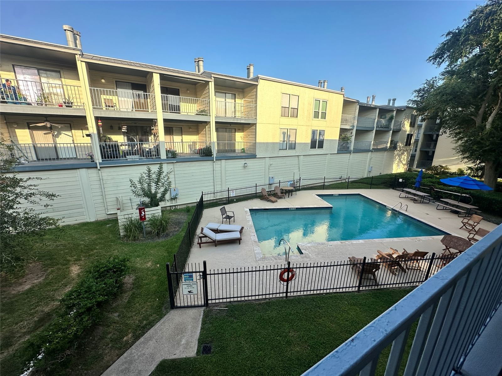 Real estate property located at 4001 NASA #118, Harris, Lakeshore Condo, Seabrook, TX, US