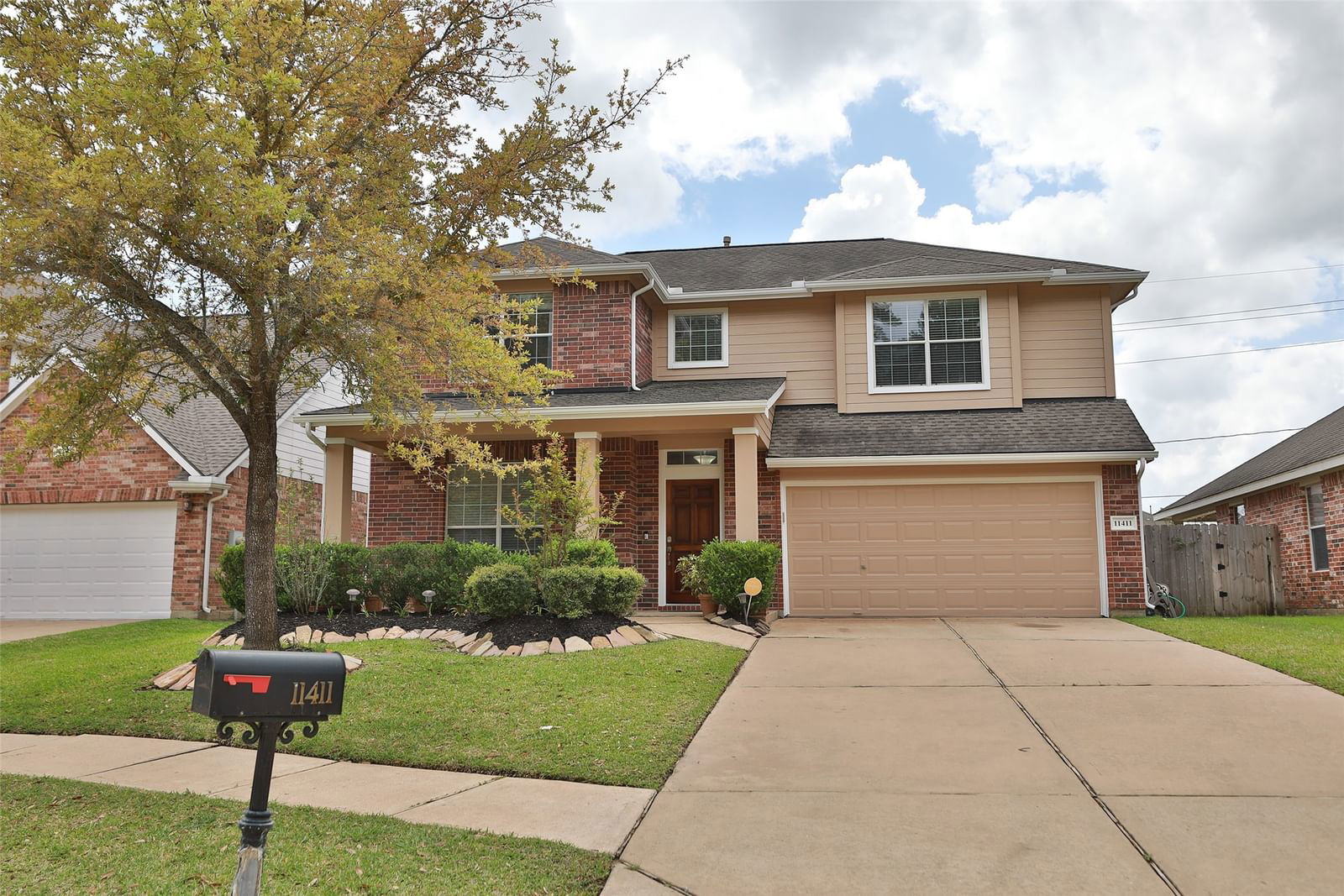 Real estate property located at 11411 Cypresswood Trail, Harris, Lakewood Crossing, Houston, TX, US