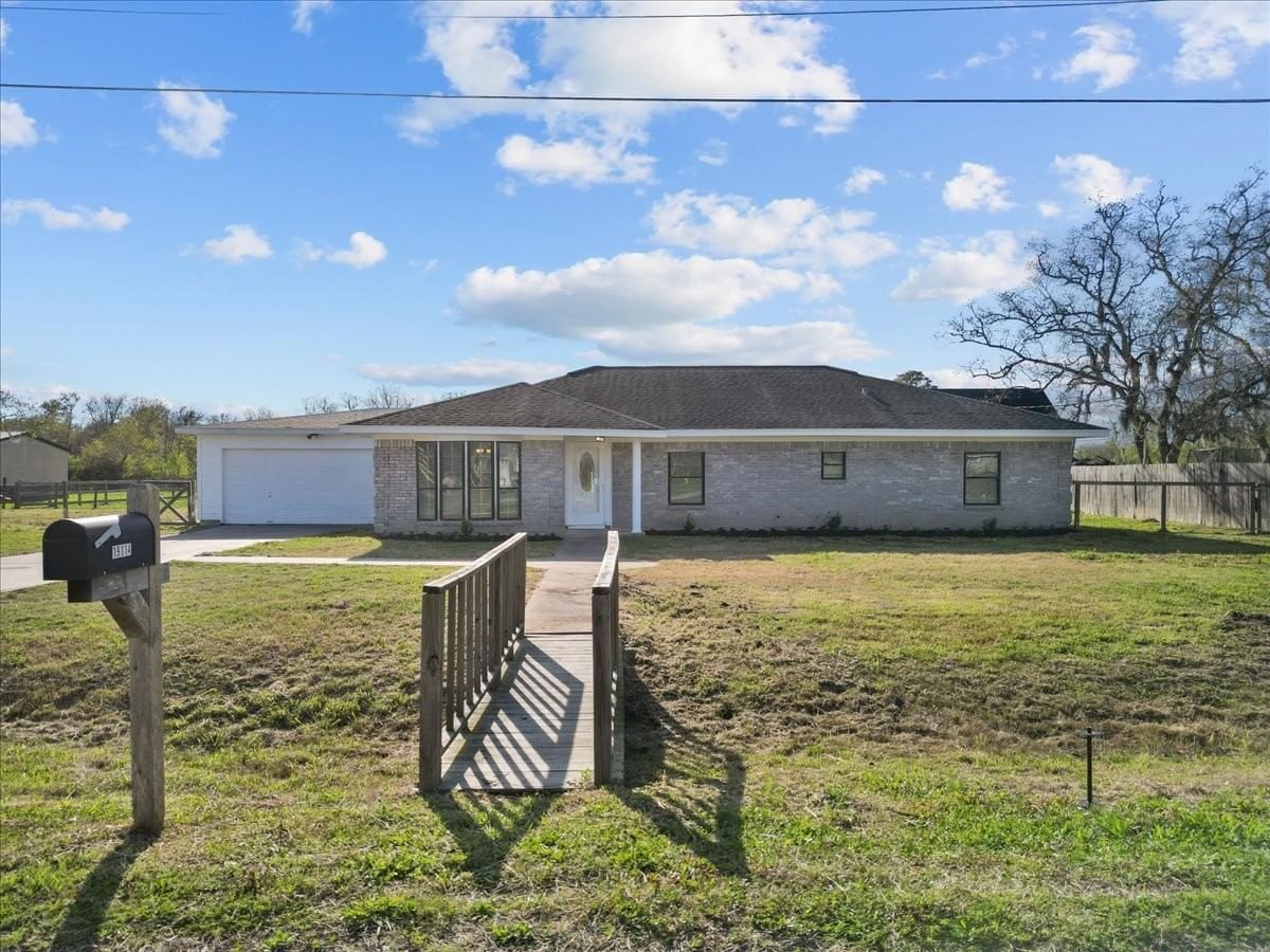 Real estate property located at 19114 County Road 520b, Brazoria, Wm Cummings, Brazoria, TX, US