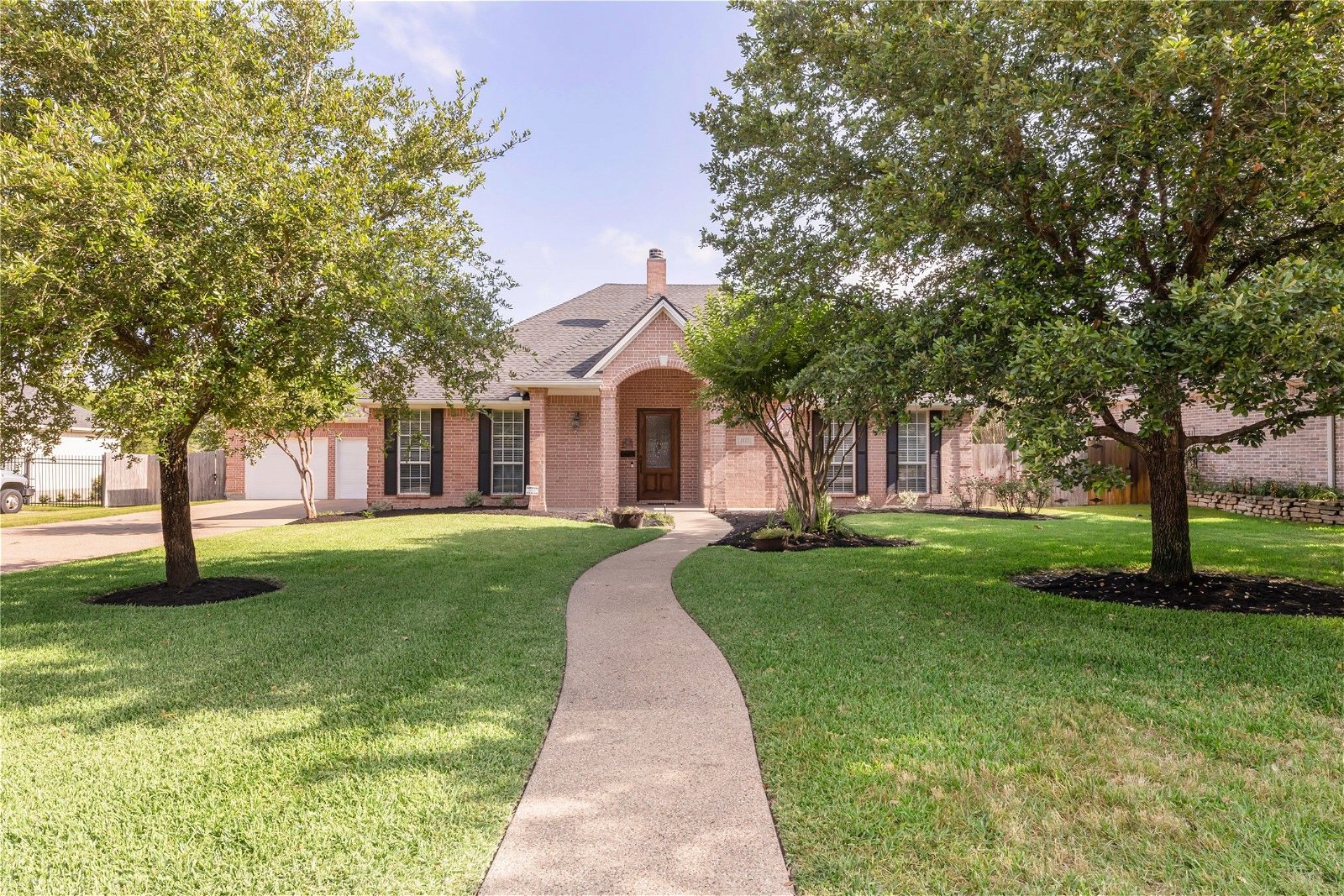 Real estate property located at 1111 Mission Hills, Brazos, College Station, TX, US