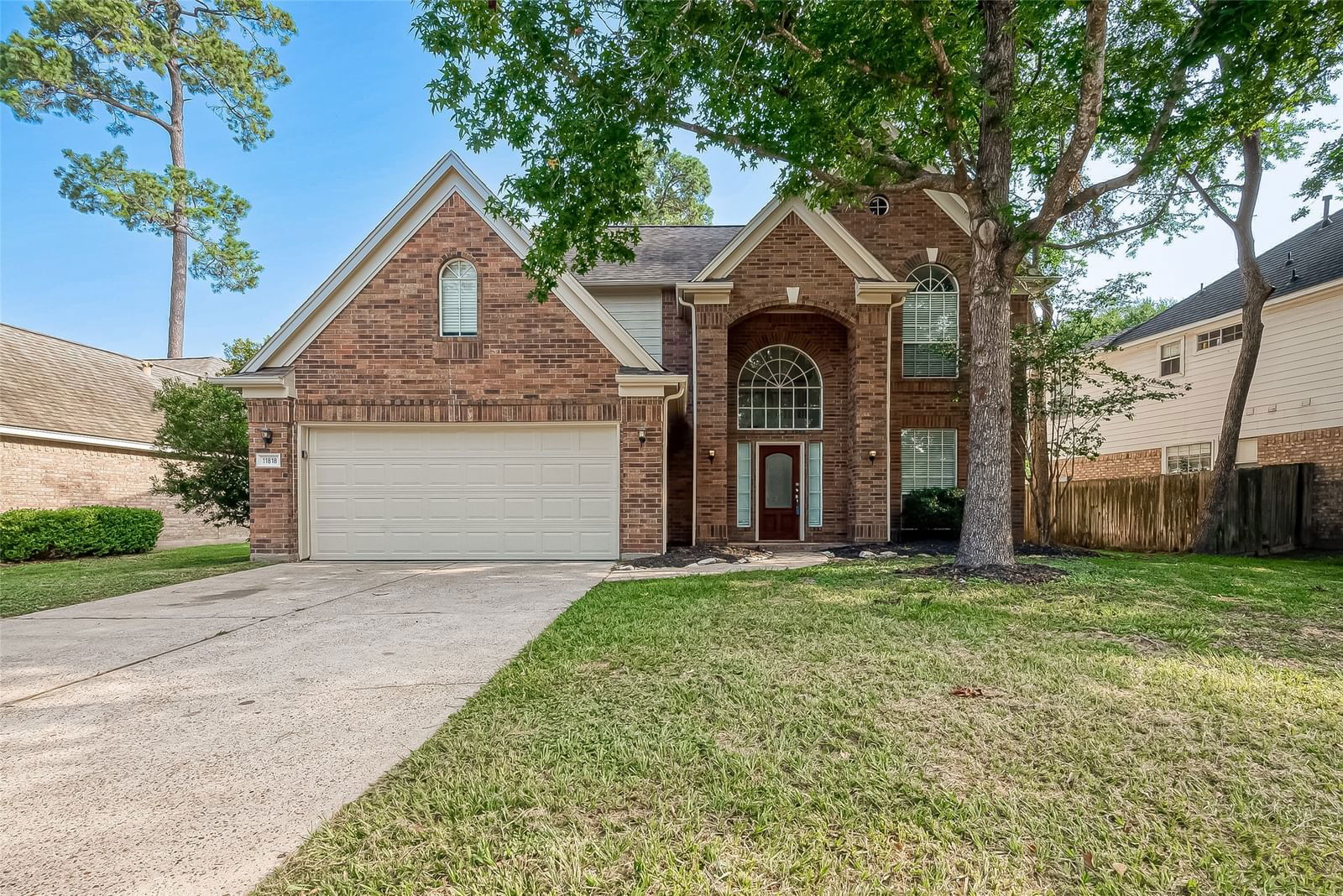 Real estate property located at 11818 Chateau, Harris, Lakewood Grove Sec 01, Tomball, TX, US