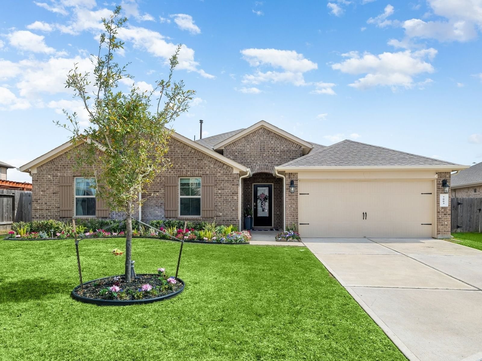 Real estate property located at 7003 Montclair Pines, Fort Bend, Grand Vista Lakes, Richmond, TX, US