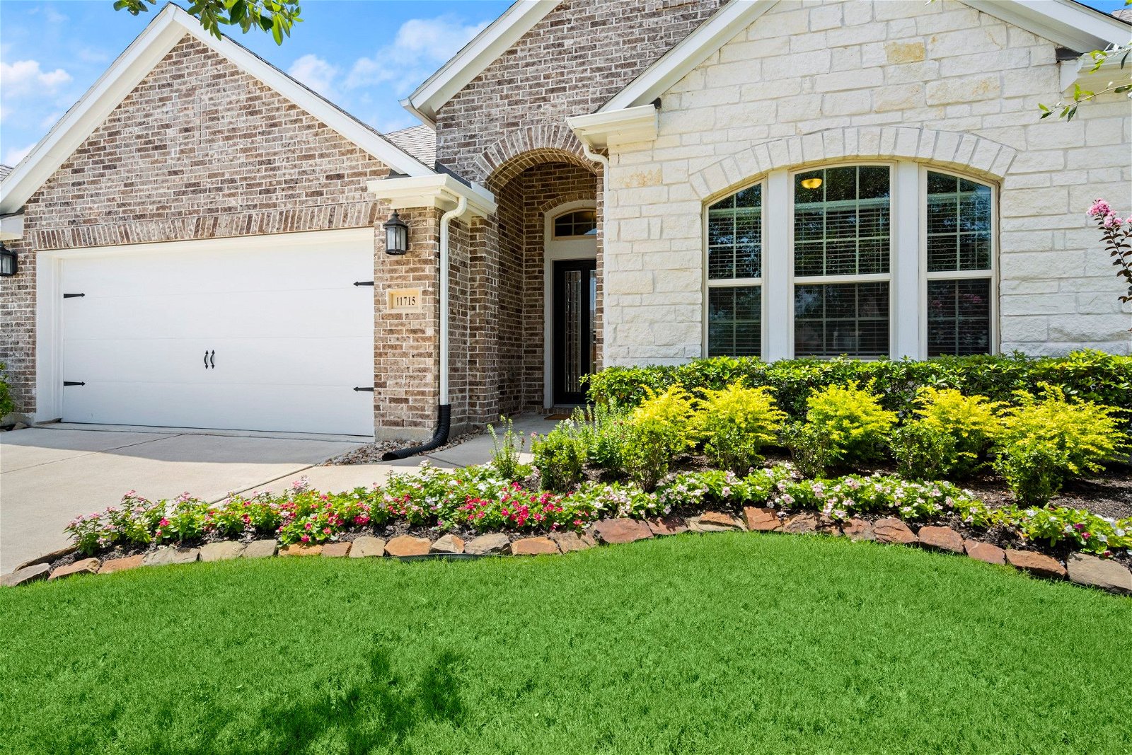 Real estate property located at 11715 Oasis Creek, Harris, Cypress, TX, US