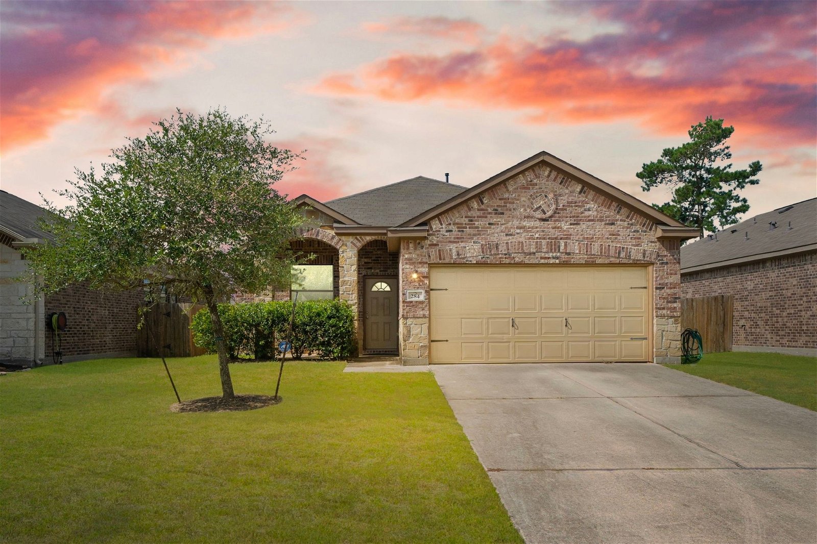 Real estate property located at 284 Country Crossing Circle, Montgomery, Magnolia, TX, US
