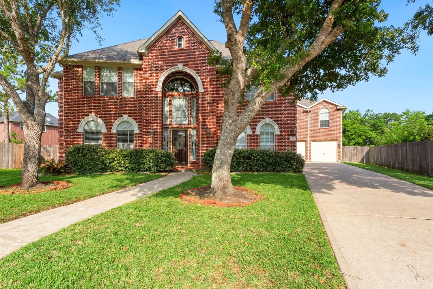 Real estate property located at 3902 Palace, Fort Bend, Brazos Landing Sec 1, Sugar Land, TX, US