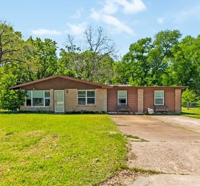 Real estate property located at 3100 Tennessee, Brazos, Lynndale Acres Ph 01, Bryan, TX, US