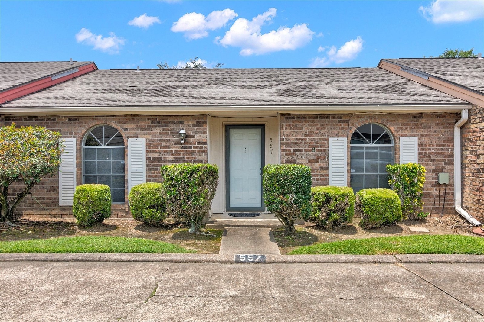 Real estate property located at 557 Georgetown, Jefferson, Beaumont, TX, US