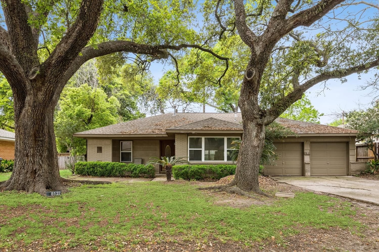 Real estate property located at 8522 Greenbush, Harris, Knollwood Village, Houston, TX, US
