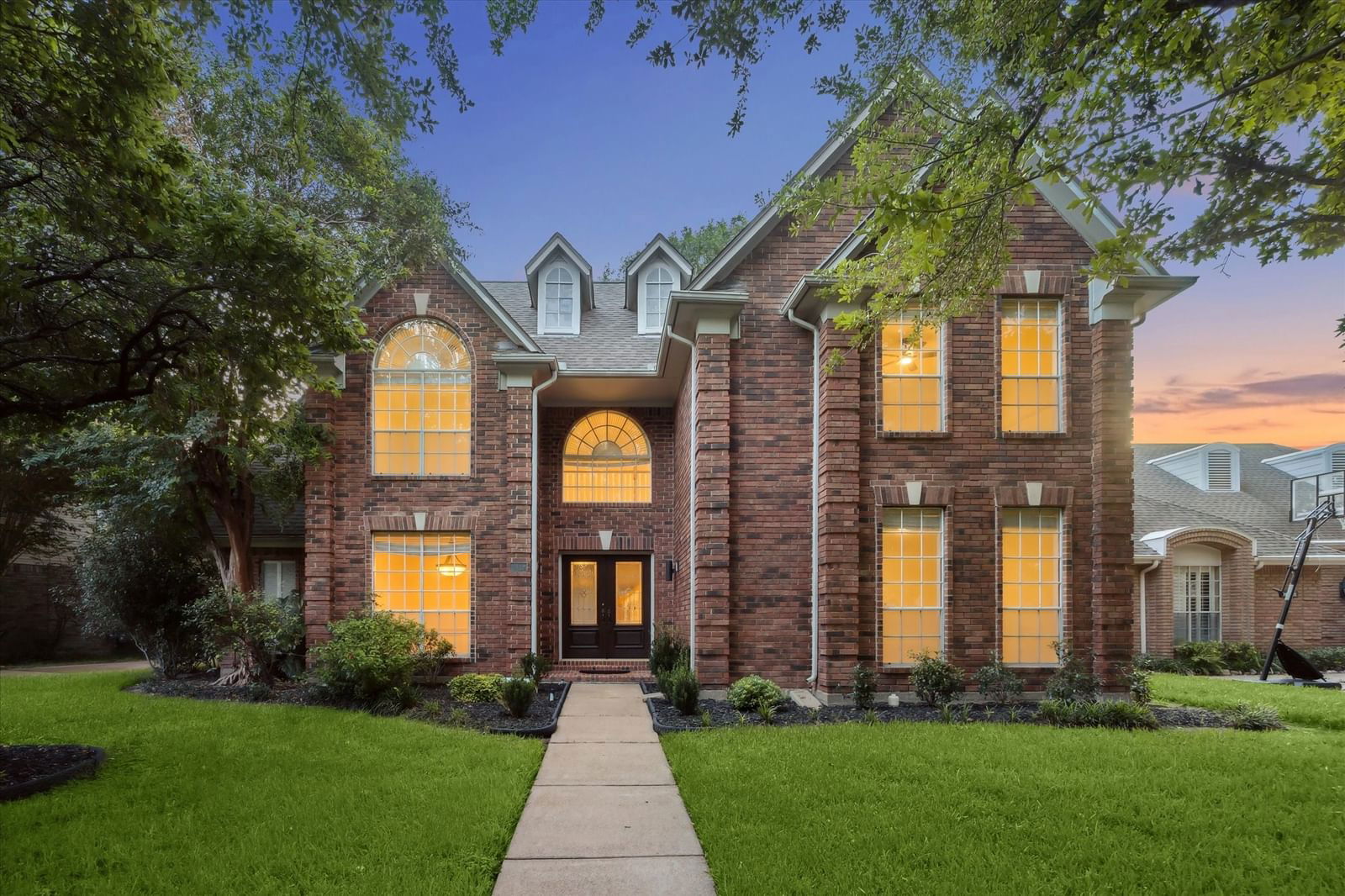 Real estate property located at 13018 Waldemere, Harris, Reflections, Houston, TX, US