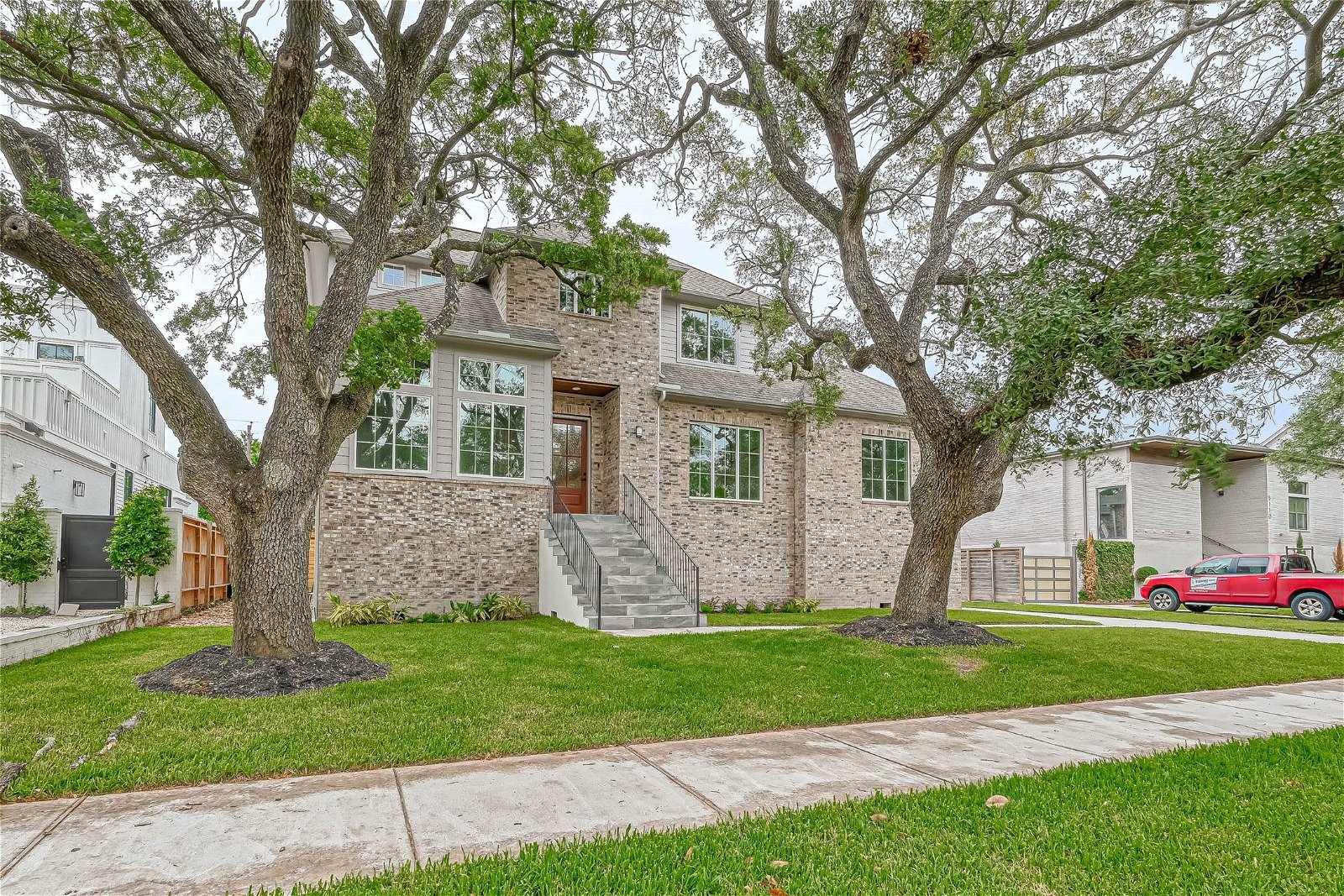 Real estate property located at 5114 Braesheather, Harris, Houston, TX, US