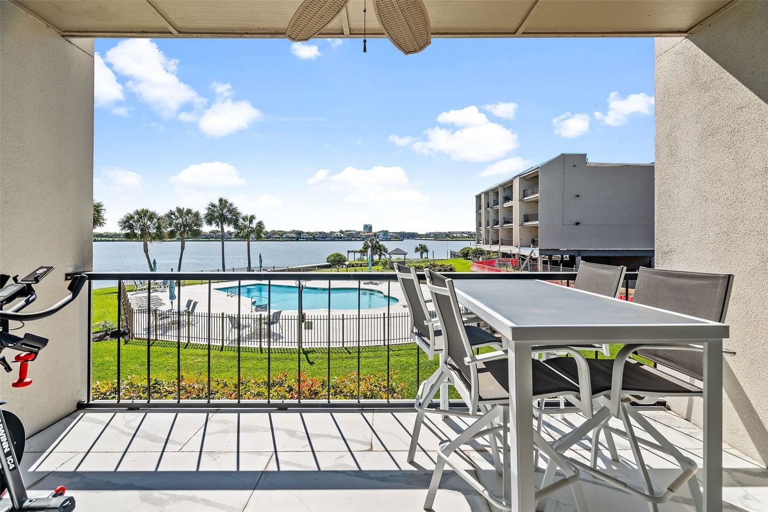Real estate property located at 351 Lakeside #111, Harris, Bayfront Towers Condo, Houston, TX, US