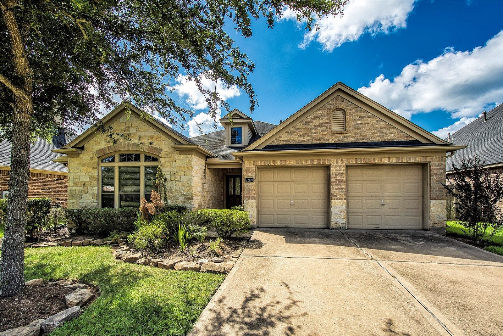 Real estate property located at 22119 Canyonwood Park, Fort Bend, Richmond, TX, US