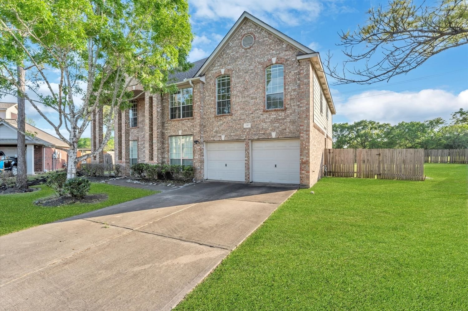 Real estate property located at 3707 Pine View, Brazoria, Pine Hollow Sec 3-B, Pearland, TX, US
